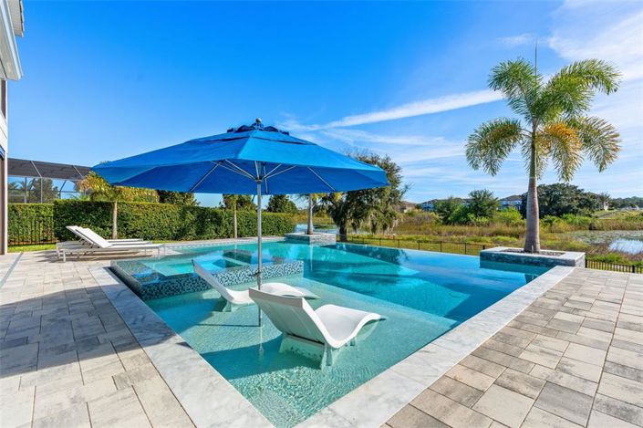 Image No.17-5 Bed House for sale