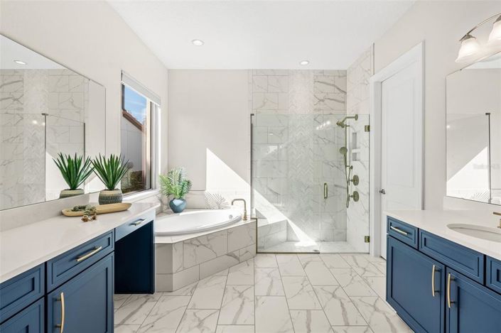 Image No.26-5 Bed House for sale