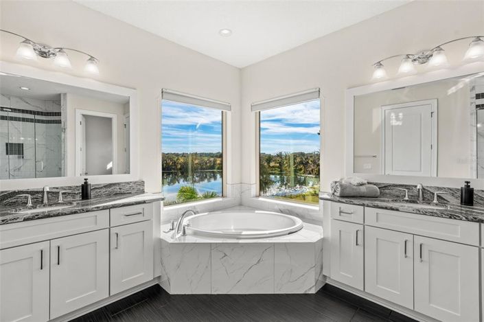 Image No.33-5 Bed House for sale