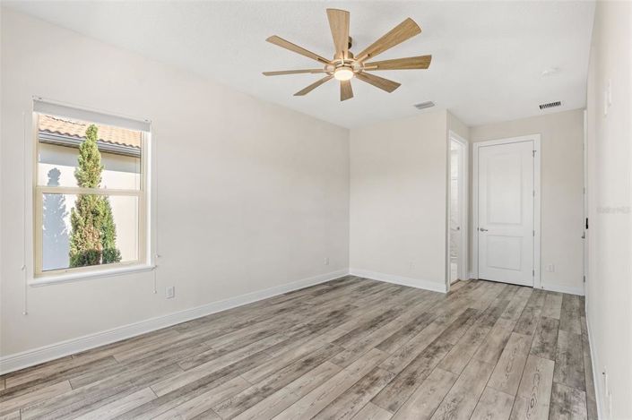 Image No.39-5 Bed House for sale