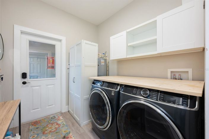 Image No.20-3 Bed Townhouse for sale