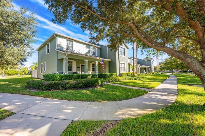 Image No.25-3 Bed Townhouse for sale