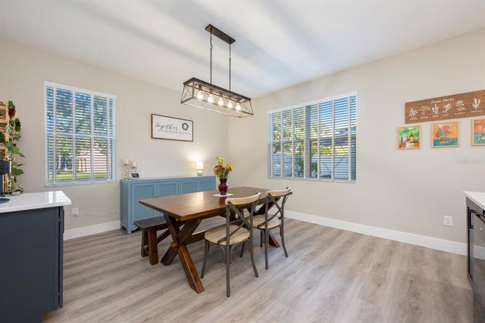 Image No.8-3 Bed Townhouse for sale