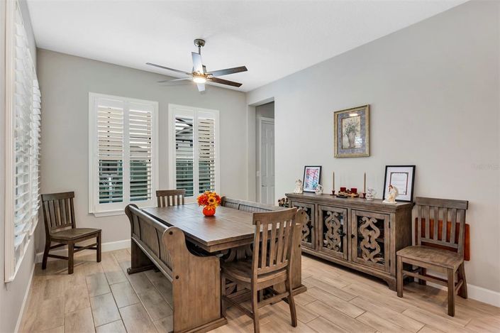 Image No.12-5 Bed House for sale