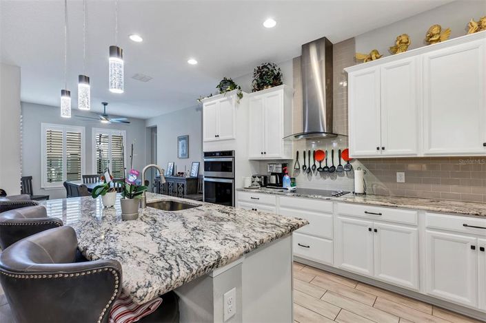 Image No.18-5 Bed House for sale