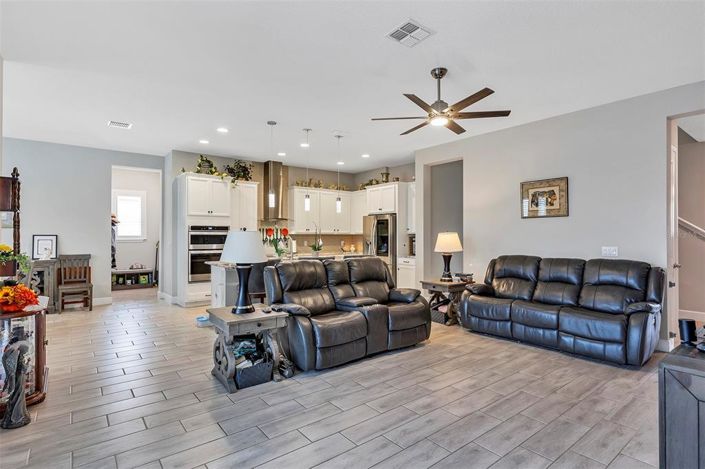 Image No.22-5 Bed House for sale