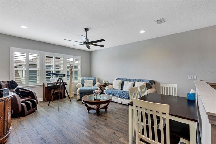 Image No.30-5 Bed House for sale