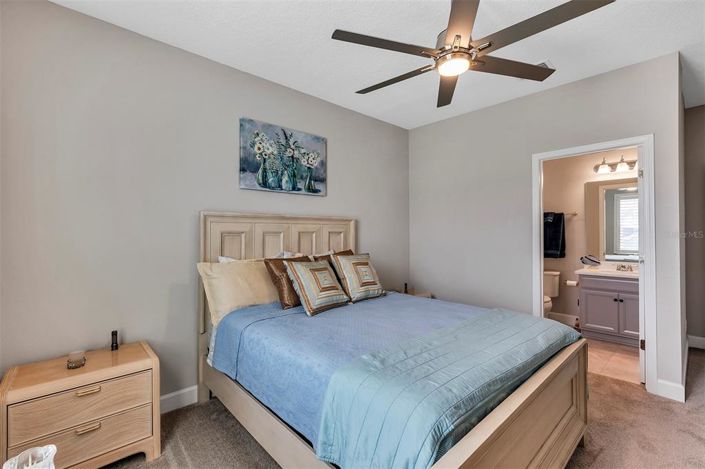 Image No.32-5 Bed House for sale