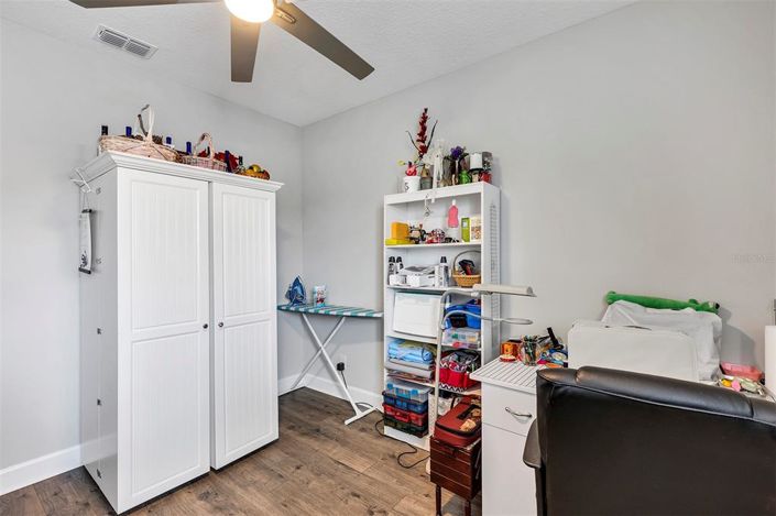 Image No.41-5 Bed House for sale