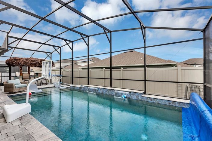 Image No.45-5 Bed House for sale