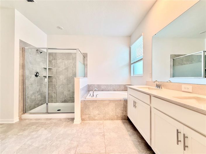 Image No.23-Maison de 4 chambres à vendre à Saint John