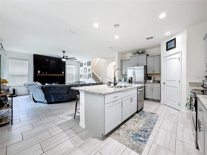 Image No.18-4 Bed House for sale