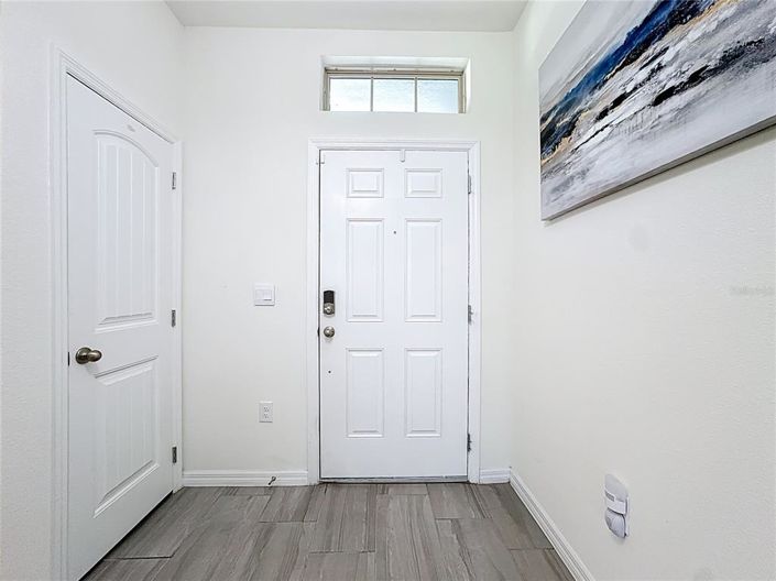 Image No.6-4 Bed House for sale