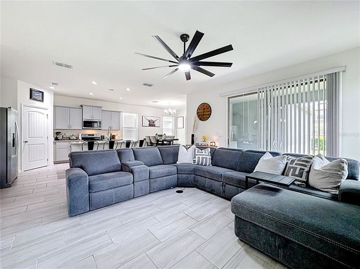 Image No.8-4 Bed House for sale