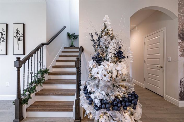 Image No.18-4 Bed House for sale