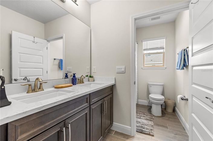 Image No.20-4 Bed House for sale