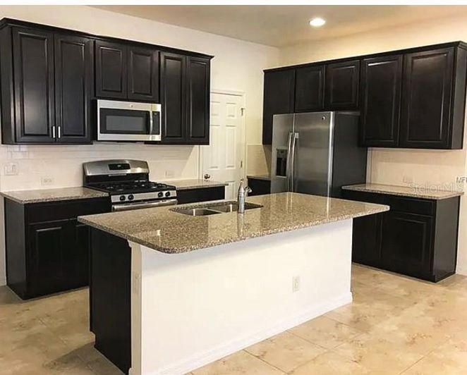 Image No.2-4 Bed Townhouse for sale