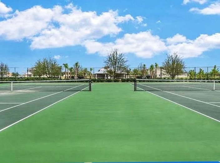 Image No.7-4 Bed Townhouse for sale