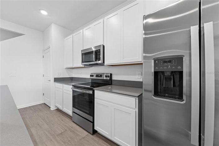 Image No.20-4 Bed Townhouse for sale