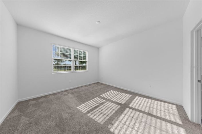 Image No.22-4 Bed Townhouse for sale