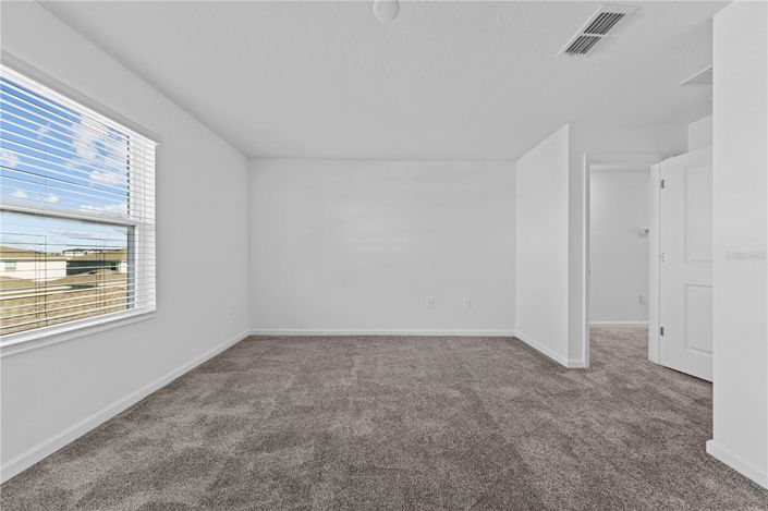 Image No.37-4 Bed Townhouse for sale