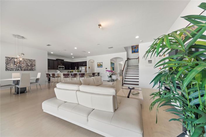 Image No.23-4 Bed House for sale