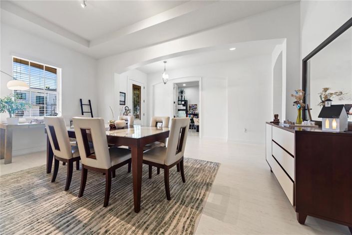 Image No.5-4 Bed House for sale