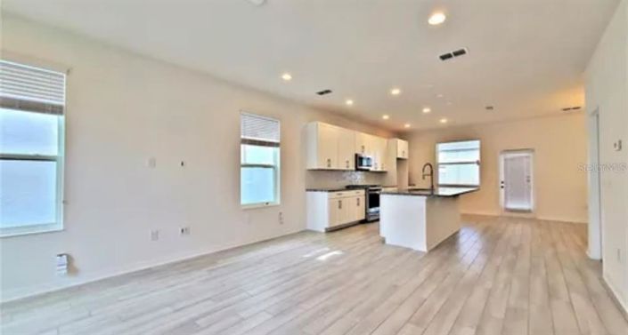 Image No.3-3 Bed House for sale