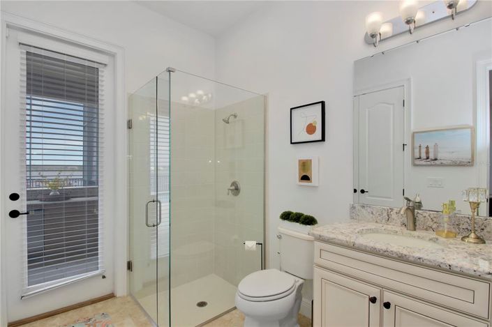 Image No.29-6 Bed House for sale