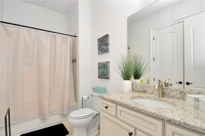 Image No.33-6 Bed House for sale