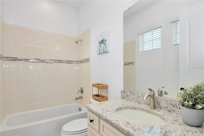 Image No.34-6 Bed House for sale