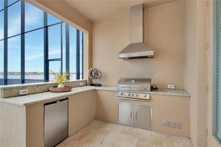 Image No.37-6 Bed House for sale