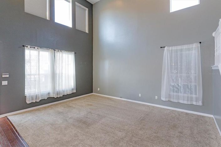 Image No.18-5 Bed House for sale