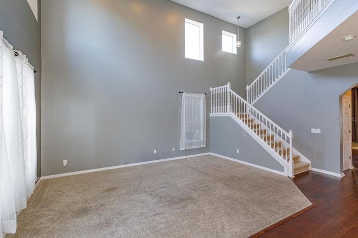 Image No.19-5 Bed House for sale