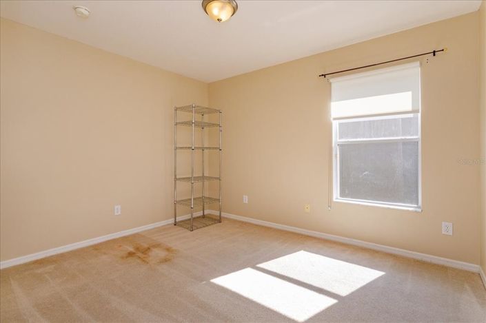 Image No.27-5 Bed House for sale