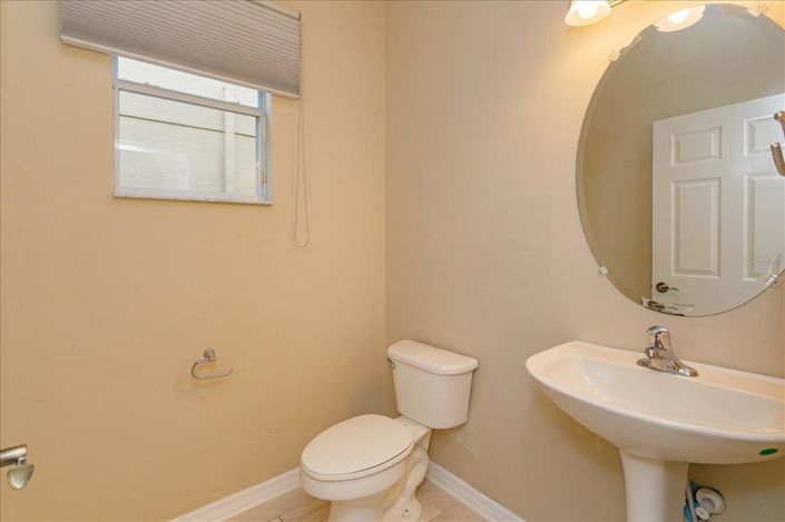 Image No.28-5 Bed House for sale