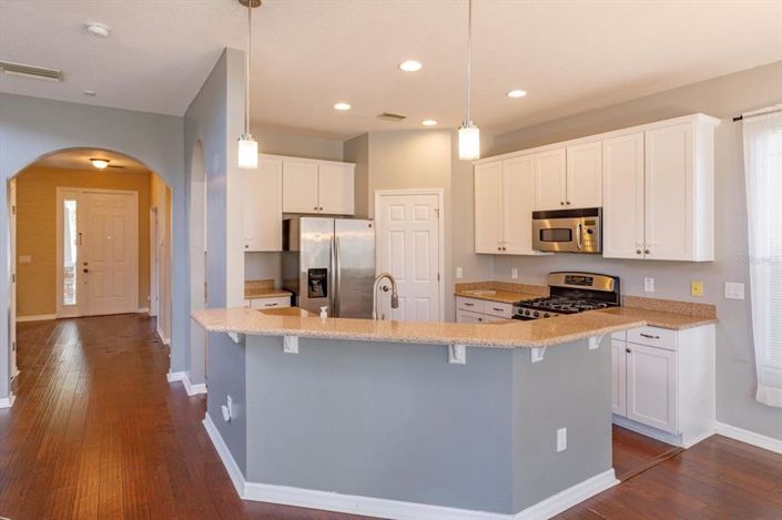 Image No.9-5 Bed House for sale