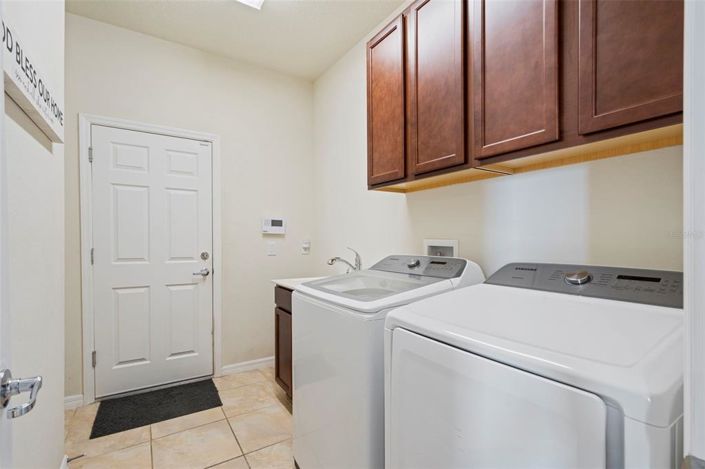 Image No.19-4 Bed House for sale