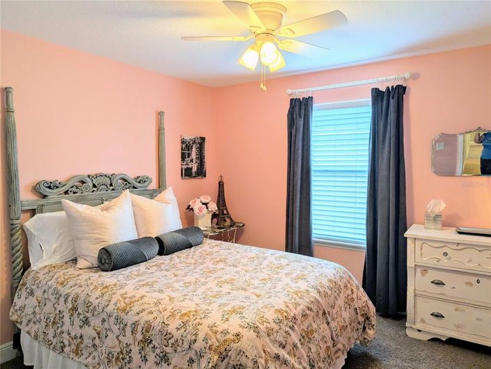 Image No.38-5 Bed House for sale