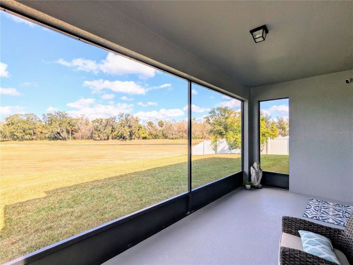 Image No.46-5 Bed House for sale