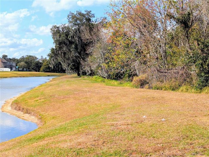 Image No.55-5 Bed House for sale