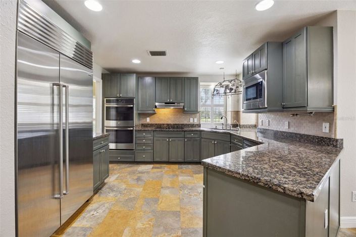 Image No.22-4 Bed House for sale