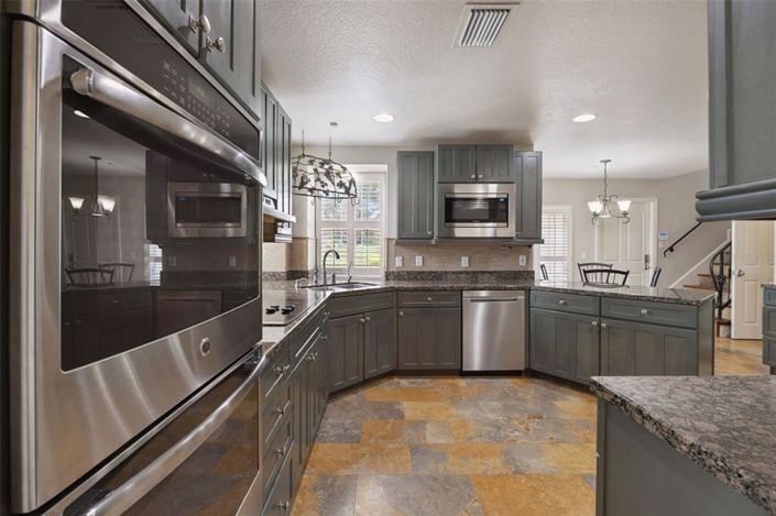 Image No.23-4 Bed House for sale