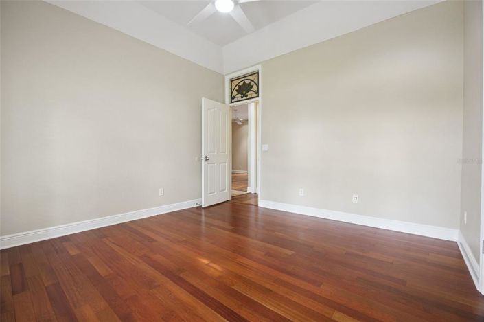 Image No.33-4 Bed House for sale