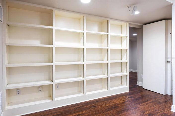 Image No.45-4 Bed House for sale