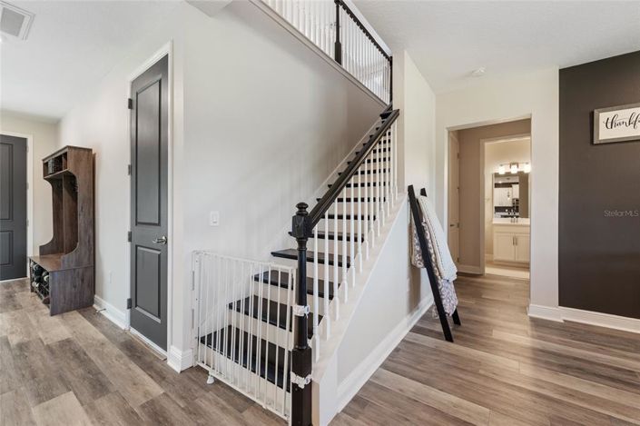 Image No.19-5 Bed House for sale