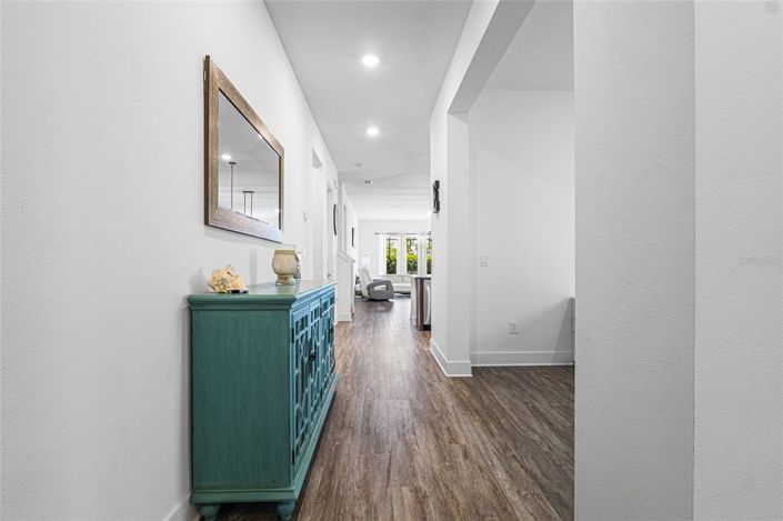 Image No.11-5 Bed House for sale