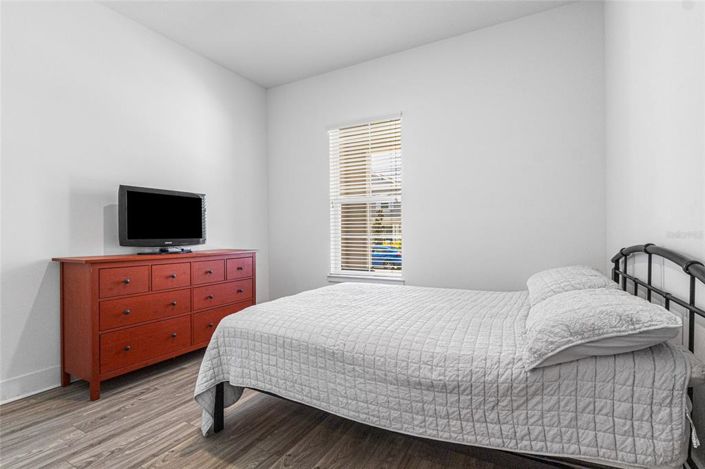 Image No.13-5 Bed House for sale