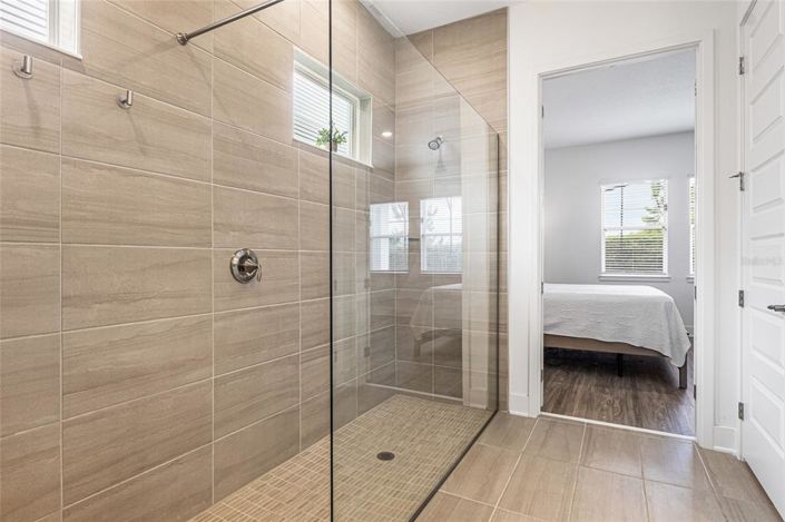 Image No.28-5 Bed House for sale