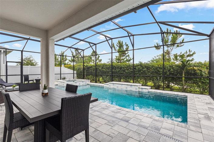 Image No.5-5 Bed House for sale